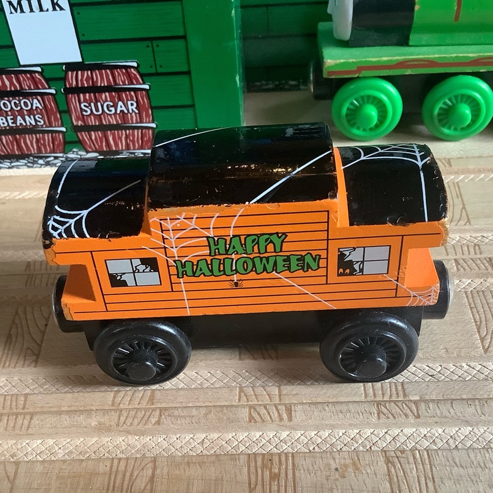 Rare Vintage Halloween Haunted Caboose Thomas Wooden Railway paid
